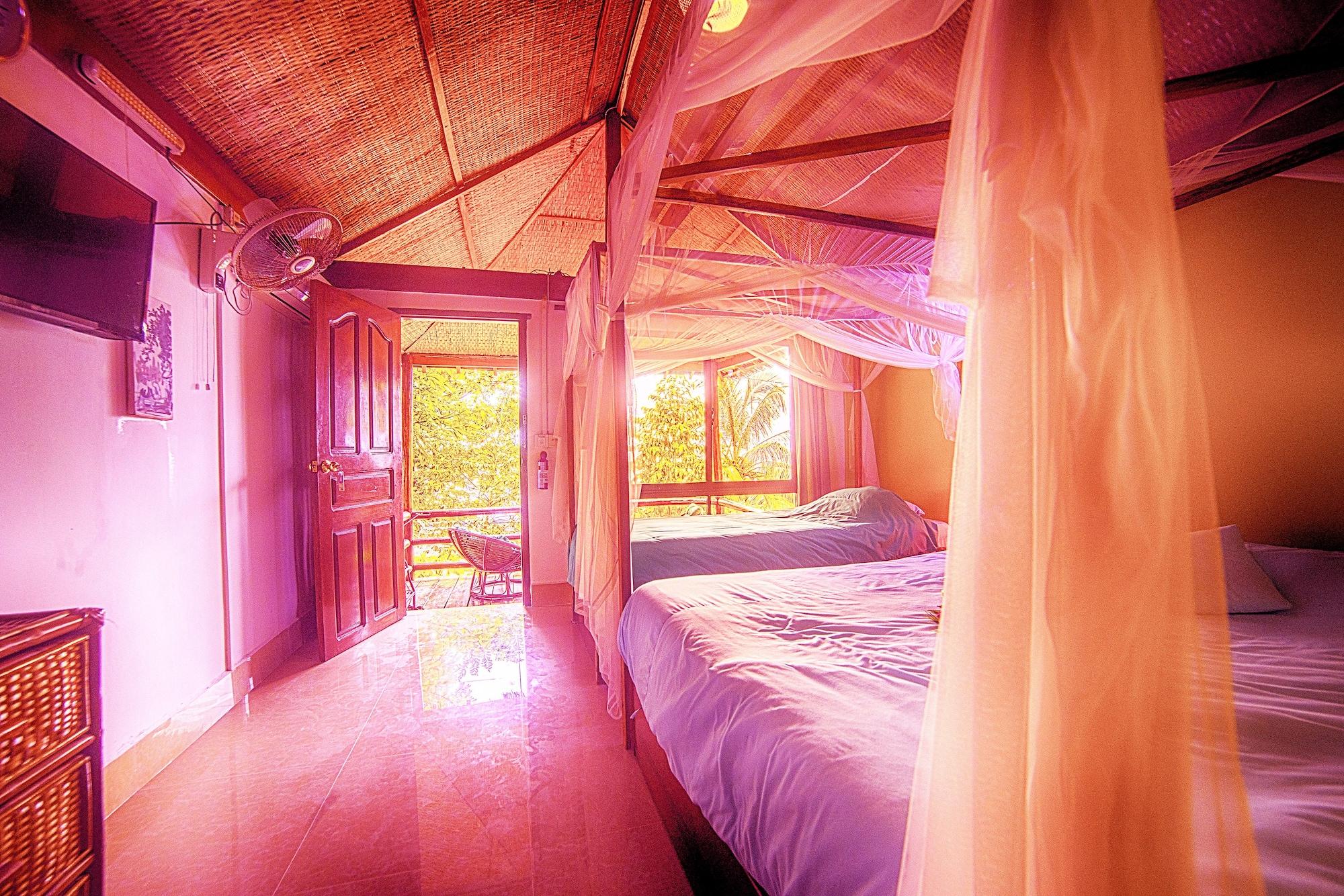 Above Us Only Sky Hotel Sihanoukville Luaran gambar