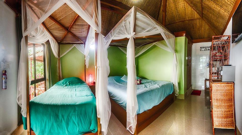 Above Us Only Sky Hotel Sihanoukville Luaran gambar