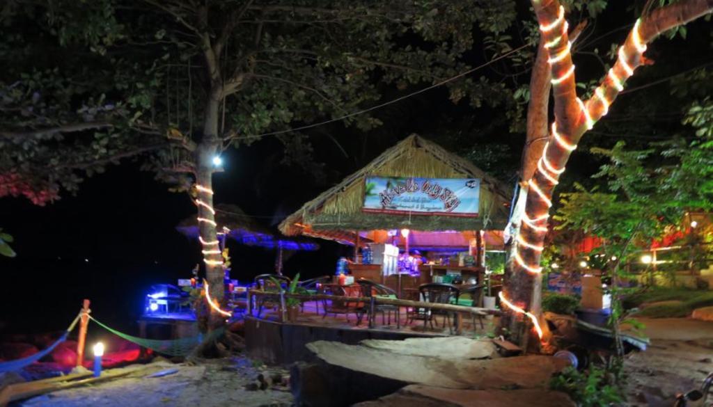 Above Us Only Sky Hotel Sihanoukville Luaran gambar