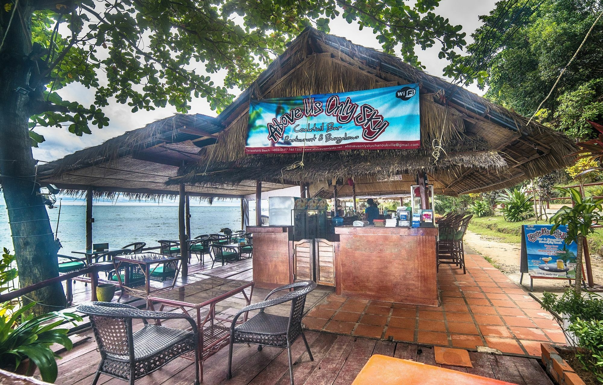Above Us Only Sky Hotel Sihanoukville Luaran gambar